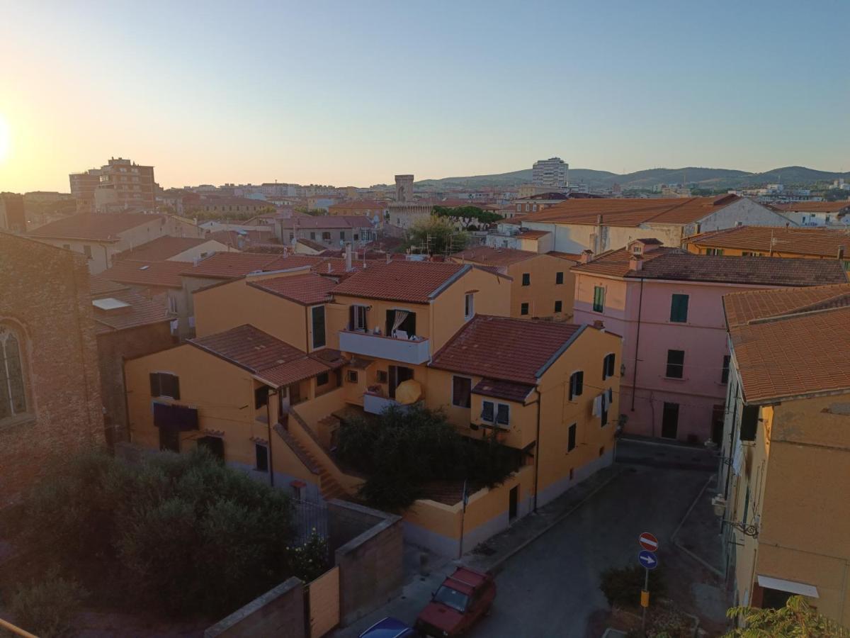 La Vista Storica Apartamento Piombino Exterior foto